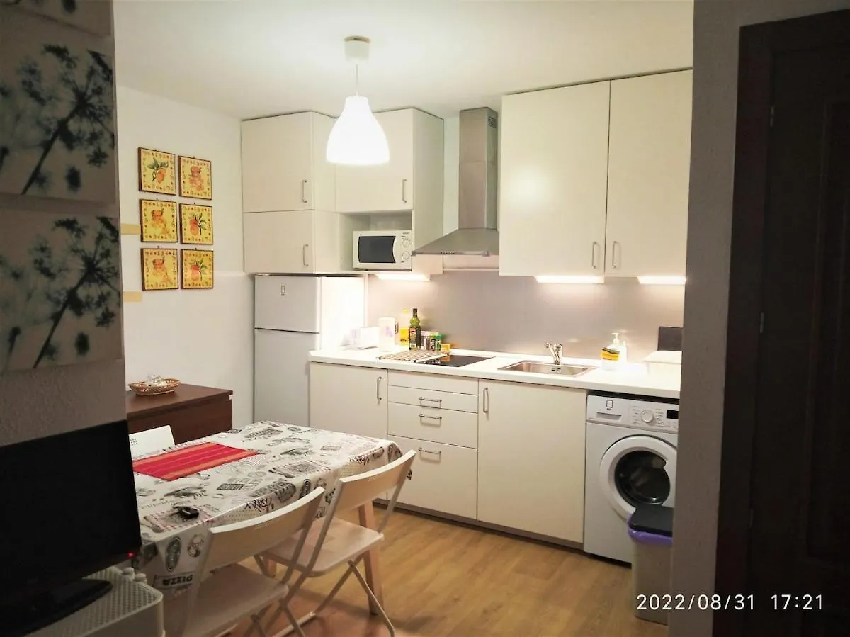 Small Apartment In Malaga Next To The Beach Spagna